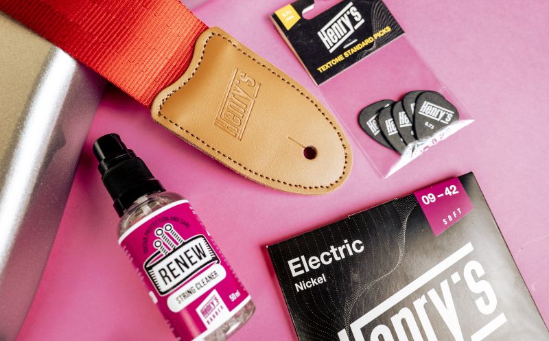 Guitarist’s survival kit: 5 things that shouldn’t be missing in a guitarist’s gig bag